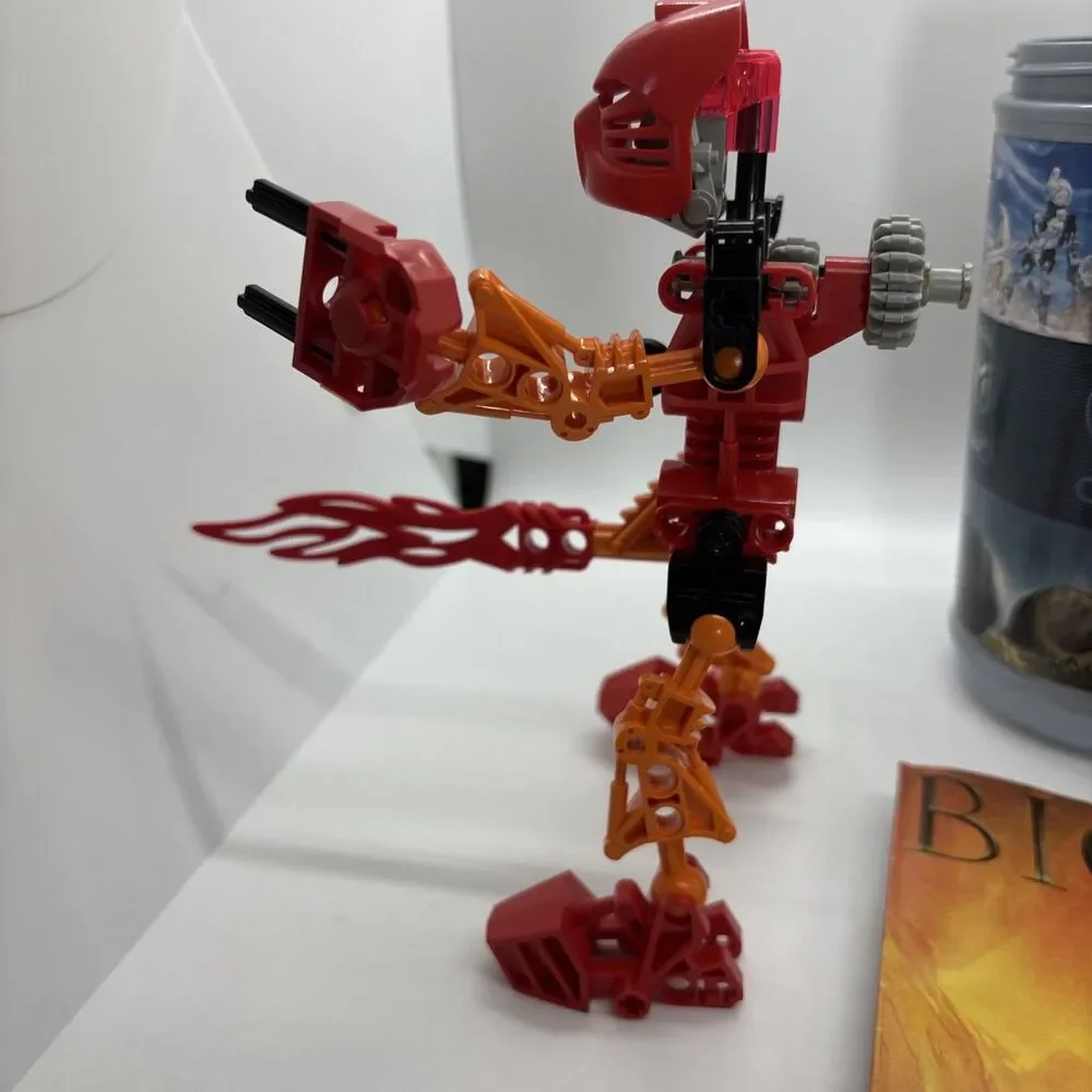 LEGO Bionicle 8534 Tahu 100% Complete with Canister and Instructions Rare!